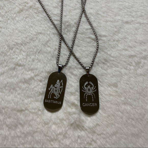 Cancer, Sagittarius Necklace_Oval Silver - Picture 3 of 3